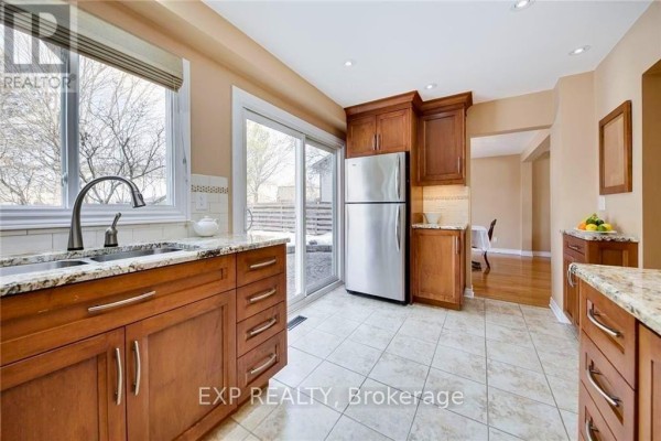113 Oren Boulevard, Barrie, ON L4N4M3 Photo 4