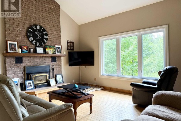 1130 Allen's Side Rd, Sault Ste  Marie, ON, photo 3
