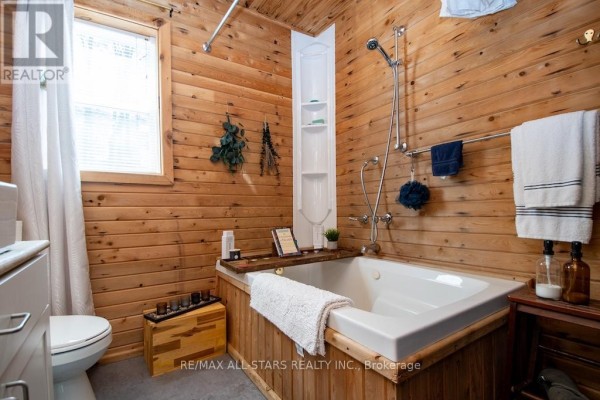 Bathroom - 1130 Towering Oaks Drive, Minden Hills, ON K0M2L0 Photo 4