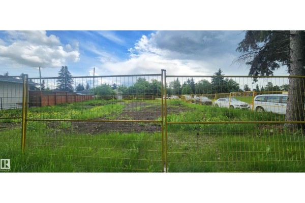 11305 Tower Road Nw, Edmonton, AB, photo 2
