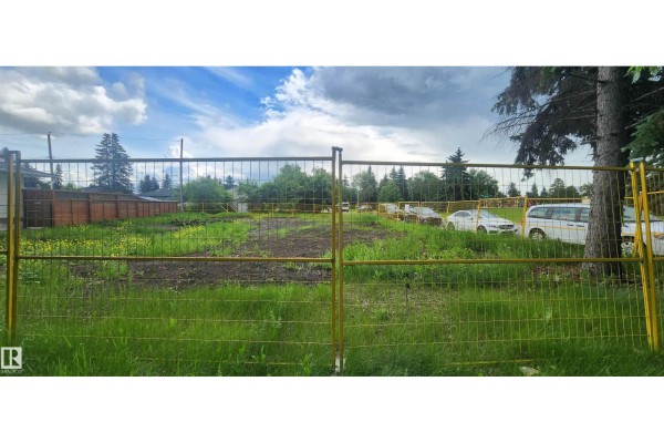 11305 Tower Road Nw, Edmonton, AB, photo 3