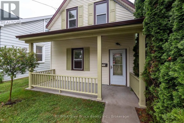 1131 3rd Avenue W, Owen Sound, ON, photo 2