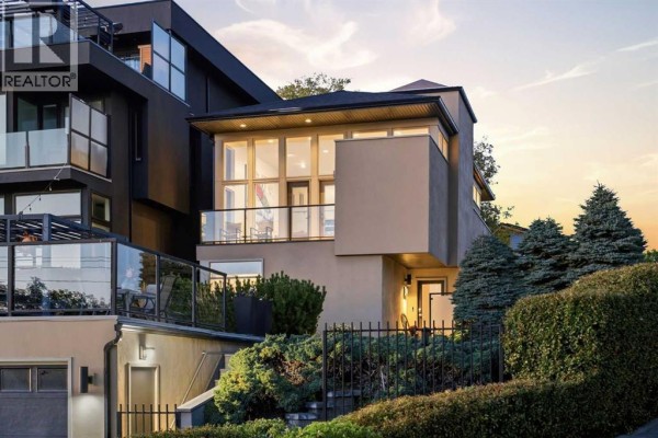 Foyer - 1131 Colgrove Avenue Ne, Calgary, AB T2E5C1 Photo 3