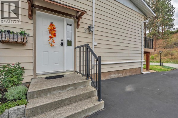 11318 Jubilee Road W Unit# 2, Summerland