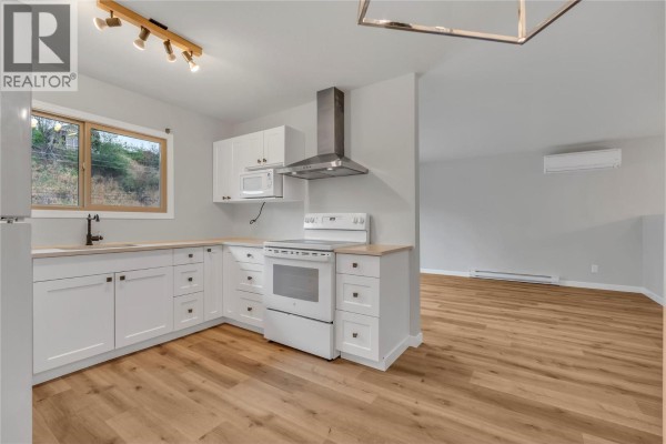 Primary Bedroom - 11318 Jubilee Road W Unit# 2, Summerland, BC V0H1Z0 Photo 4