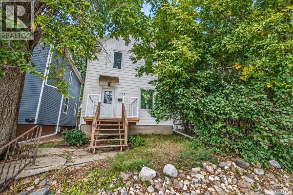 Living room - 1132 Main Street N, Moose Jaw, SK S6H3K9 Photo 3