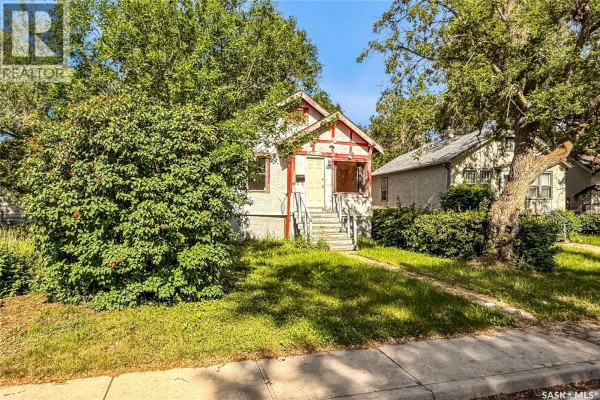 4pc Bathroom - 1132 Queen Street, Regina, SK S4T4B2 Photo 3