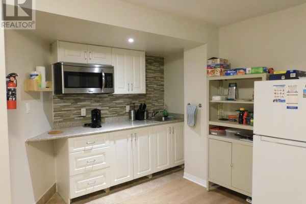 1132 Queen Street W, Mississauga, ON L5H4K2 Photo 4