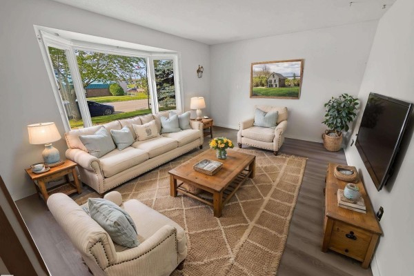 Family room - 11327 25 Av Nw, Edmonton, AB T6J5J1 Photo 4
