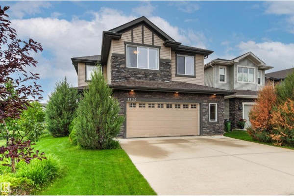 Kitchen - 1133 Hays Dr Nw, Edmonton, AB T6M0M2 Photo 3