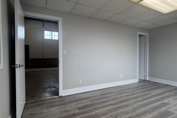 1133 Vanier Road, Sarnia, ON N7S3Y6 Photo 4