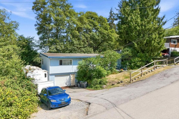 11333 96 Avenue, Surrey, BC V3V1V7 Photo 2