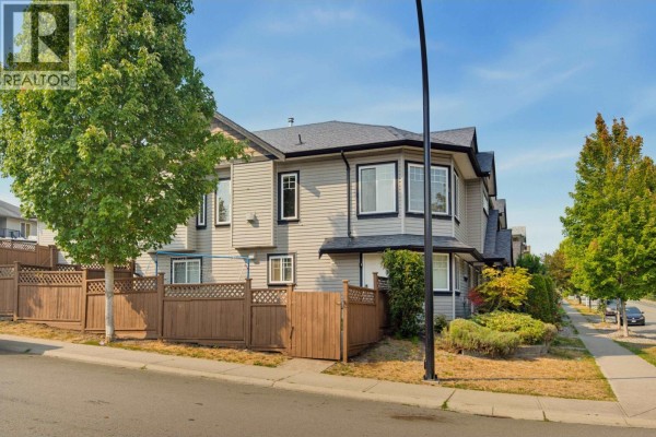 11335 Creekside Street, Maple Ridge, BC V2W0C7 Photo 3