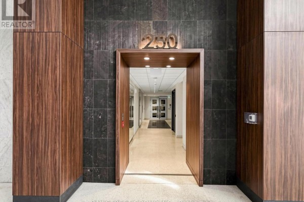 1134 - 250 Wellington Street W, Toronto, ON, photo 2