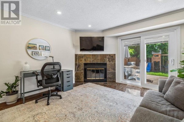 1134 Leewood Drive, Oakville, ON L6M3B7 Photo 4