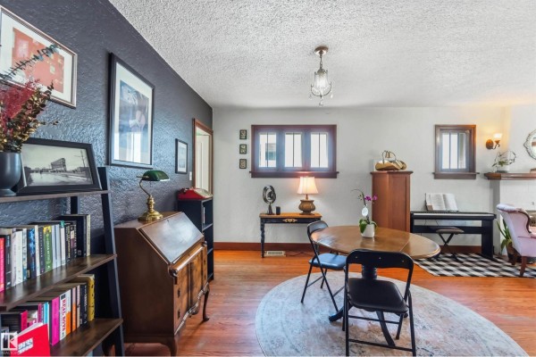 11343 96 St Nw, Edmonton, AB T5G1T2 Photo 5