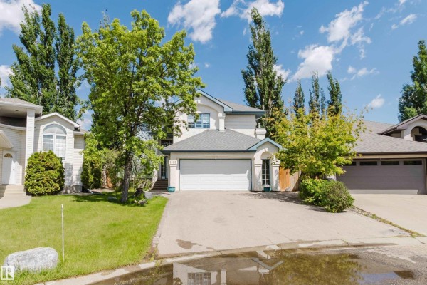 Kitchen - 1135 116 St Nw, Edmonton, AB T6J6X5 Photo 3