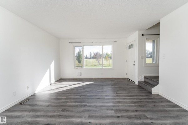 Dining room - 11363 22 Av Nw, Edmonton, AB T6J4V8 Photo 2