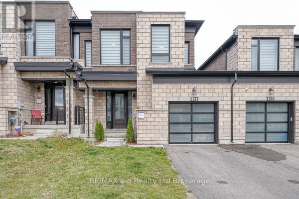 1137 Edinburgh Drive, Woodstock