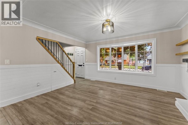 Living room/Dining room - 1137 Reedmere, Windsor, ON N8S2M2 Photo 5