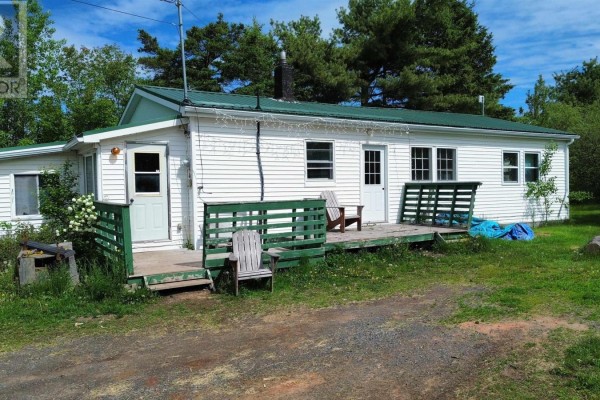 Dining room - 11371 6 Highway, South Pugwash, NS B0K1L0 Photo 4