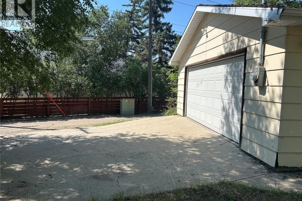 1138 1st Street, Estevan, SK S4A0G9 Photo 4