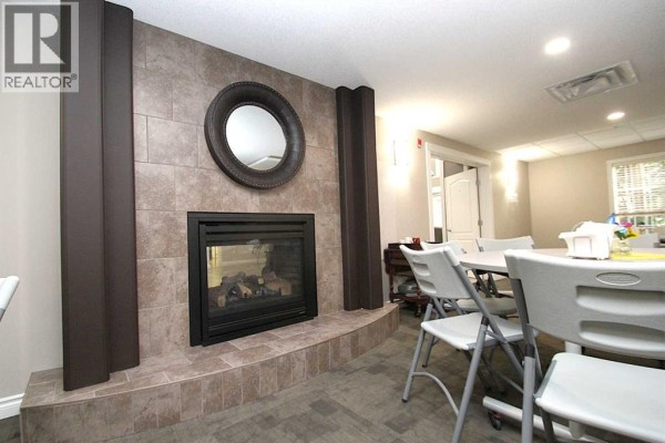 3pc Bathroom - 114, 6 Michener Boulevard, Red Deer, AB T4P0K5 Photo 3