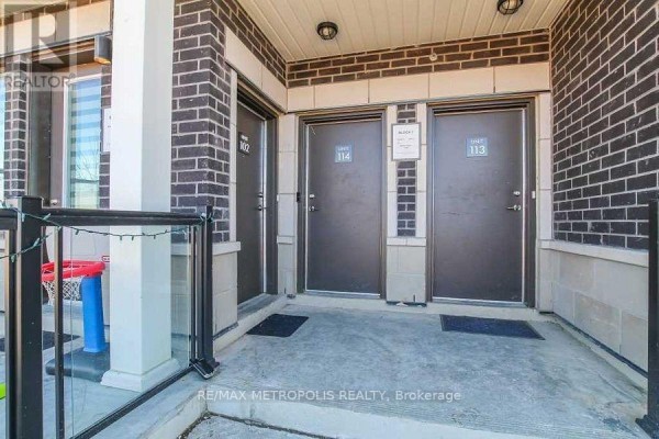 Kitchen - 114 - 1711 Pure Springs Boulevard, Pickering, ON L1X0E3 Photo 3