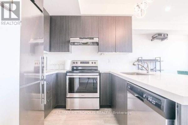 Family room - 114 - 1711 Pure Springs Boulevard, Pickering, ON L1X0E3 Photo 4