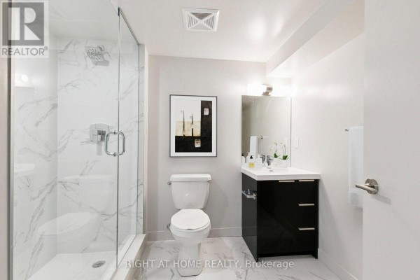 Foyer - 114 - 90 Glen Everest Road, Toronto, ON M4W2V6 Photo 5