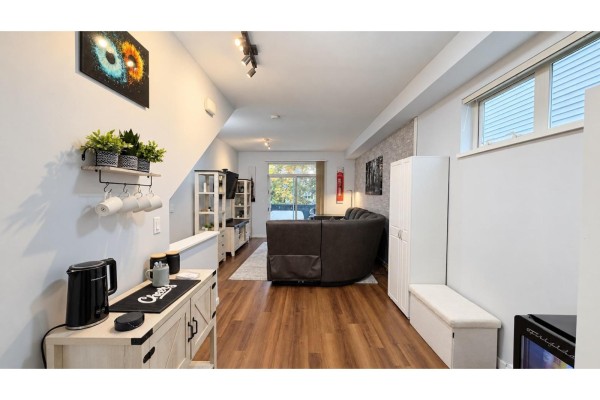 114 14833 61 Avenue, Surrey, BC V3S6T6 Photo 5