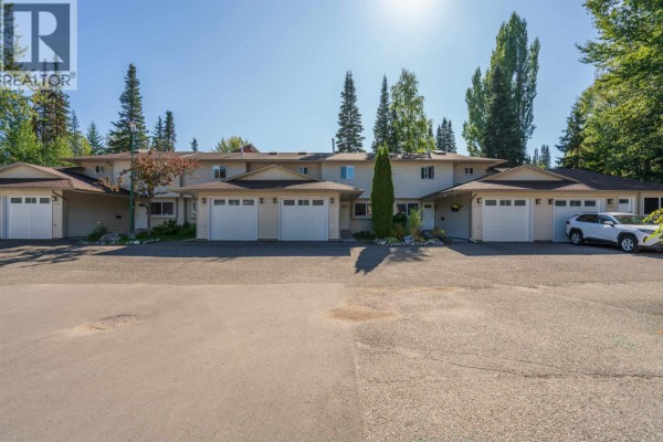 Living room - 114 3885 Richet Street, Prince George, BC V2K2J2 Photo 3