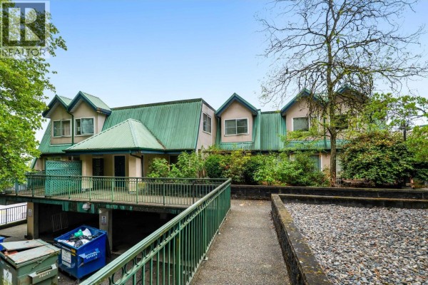 114 918 Roderick Avenue, Coquitlam, BC V3K1R1 Photo 4