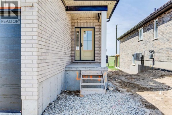114 Bedell Drive, Mapleton, ON, photo 3