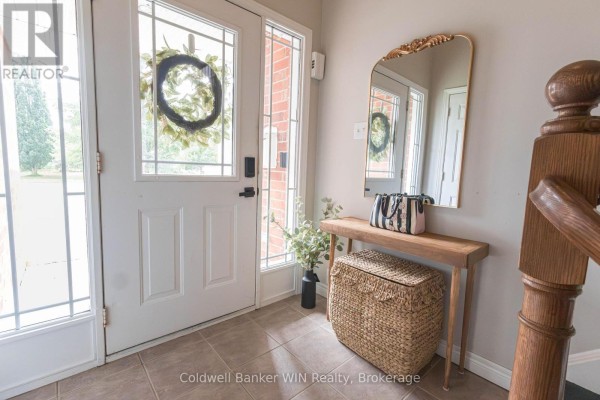 114 Bellamy Crescent, Centre Wellington, ON, photo 2