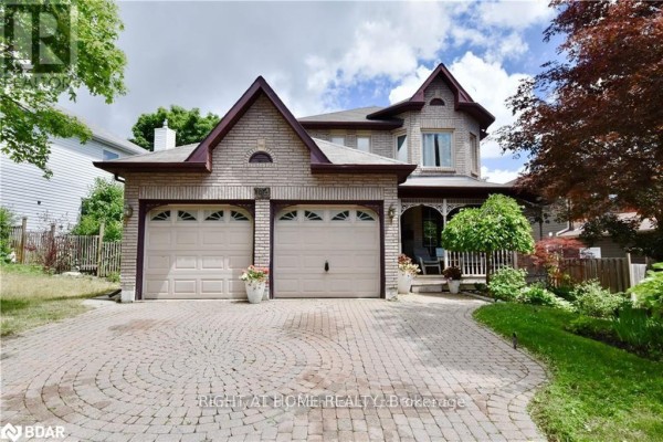 Residential for rent at 114 Browning Trail, Barrie, ON - MLS® ISqHI3