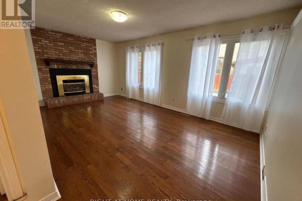 114 Browning Trail, Barrie, ON, photo 3