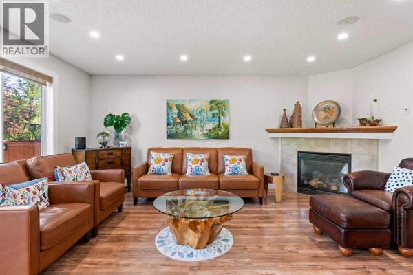 Office - 114 Chapalina Terrace Se, Calgary, AB T2X3X2 Photo 5