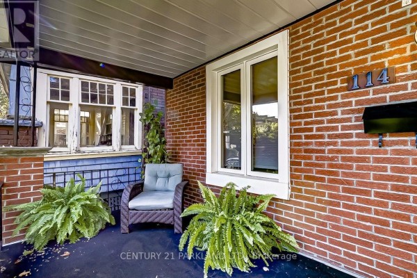 Bedroom - 114 Eaton Avenue, Toronto, ON M4J2Z7 Photo 3