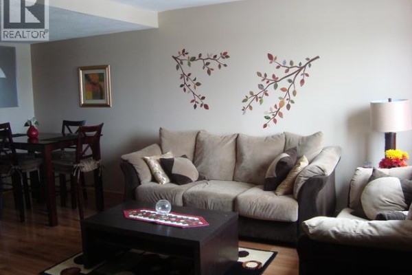 114 Kitza Avenue, Faro, YT Y0B1K0 Photo 4