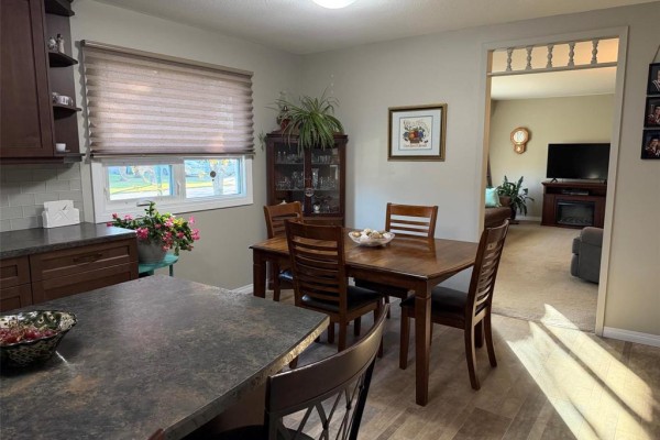 Bedroom - 114 Sunflower Crescent Sw, Altona, MB R0G0B2 Photo 4