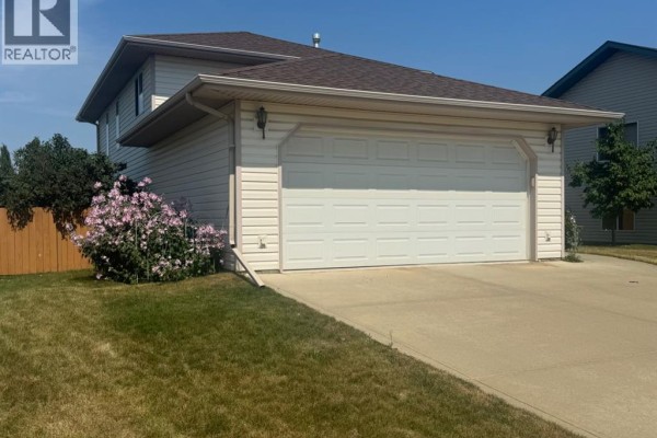 4pc Bathroom - 114 Sunridge Avenue, Blackfalds, AB T0M0J0 Photo 2