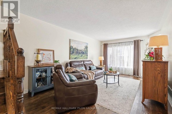 Bedroom 2 - 114 Waterfern Way, Ottawa, ON K4A0T4 Photo 5