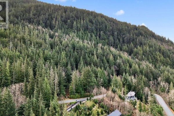 1140 Copper Drive, Squamish, BC V1J1J0 Photo 4