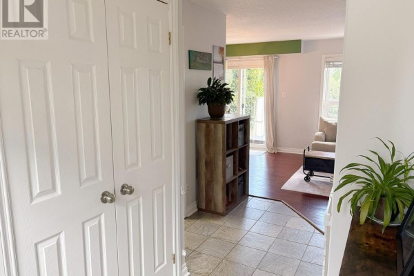 Primary Bedroom - 1140 Inniswood Street, Innisfil, ON L9S1Y1 Photo 4
