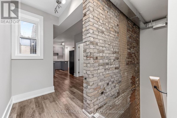 1140 Queen Street E, Toronto, ON M4M1L1 Photo 5