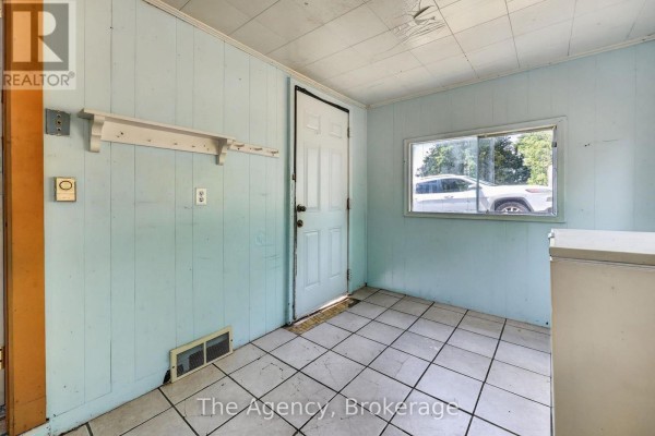 11401 Highway 12, Severn, ON L0K1E0 Photo 4