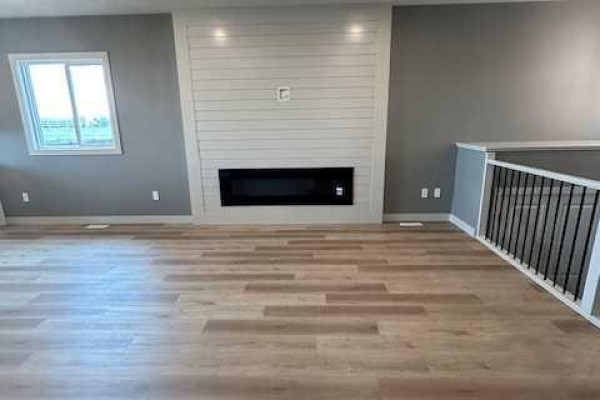 4pc Bathroom - 11402 Wisteria Court, Grande Prairie, AB T8V1L1 Photo 5