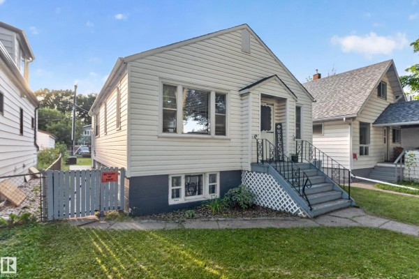 11406 83 St Nw, Edmonton, AB, photo 2