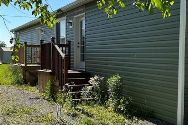 11408 County Road 46 Unit# 9, Comber, ON, photo 2